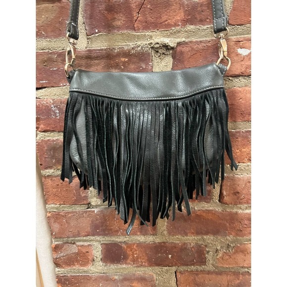 GG BOSS Boho Fringe Leather Crossbody Bag Black Grey - Picture 6 of 7